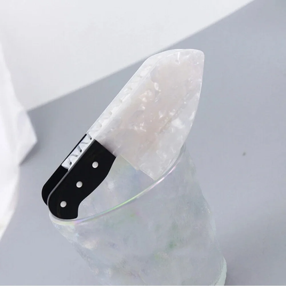NWT ⚜️🔪⚜️ Acrylic Knife Hair Claw Clip Accessory Halloween